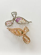 Load image into Gallery viewer, Metal BOW Clips in silver and gold. MADE TO ORDER. Select your own flowers.