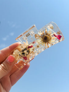 Crystal Clear Claw Clips Infused with Real Pressed Flowers Cast in Resin. MADE TO ORDER: Choose Your Own Flowers.